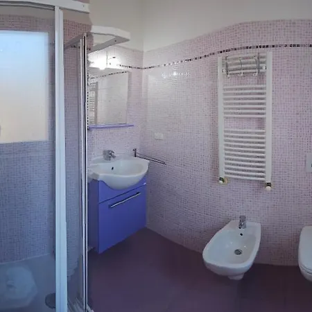 Artisanti - Dania Проживание в семье Бардолино