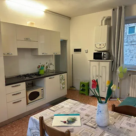 Artisanti - Dania Alloggio in famiglia *