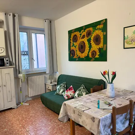 Artisanti - Dania Alloggio in famiglia *